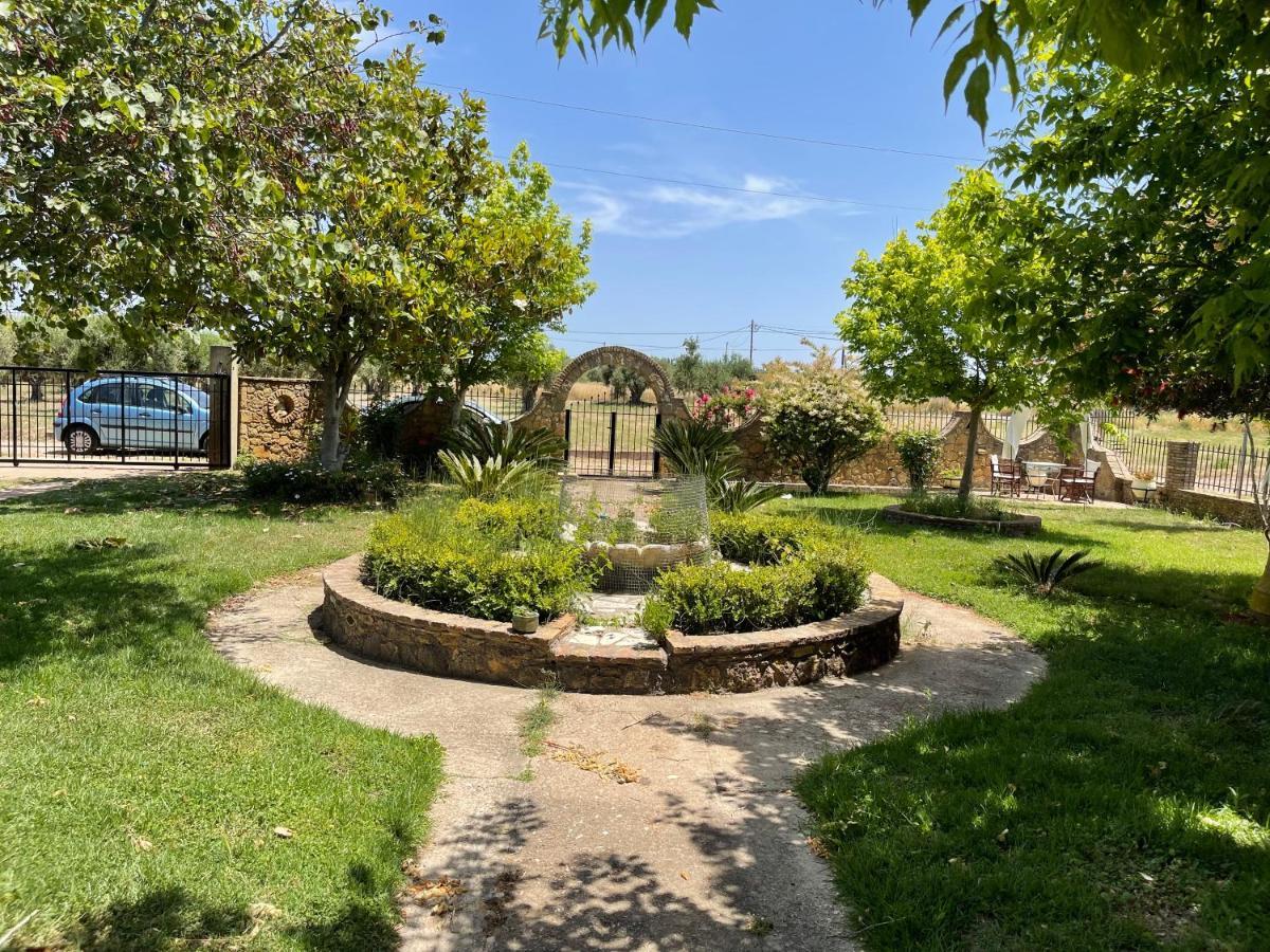 Mama'S Sunshine Garden Villa Άγιος Ηλίας Εξωτερικό φωτογραφία
